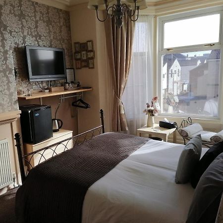 The Manhattan Blackpool Luaran gambar